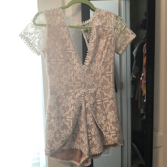 Tobi white lace romper - Picture 4 of 4